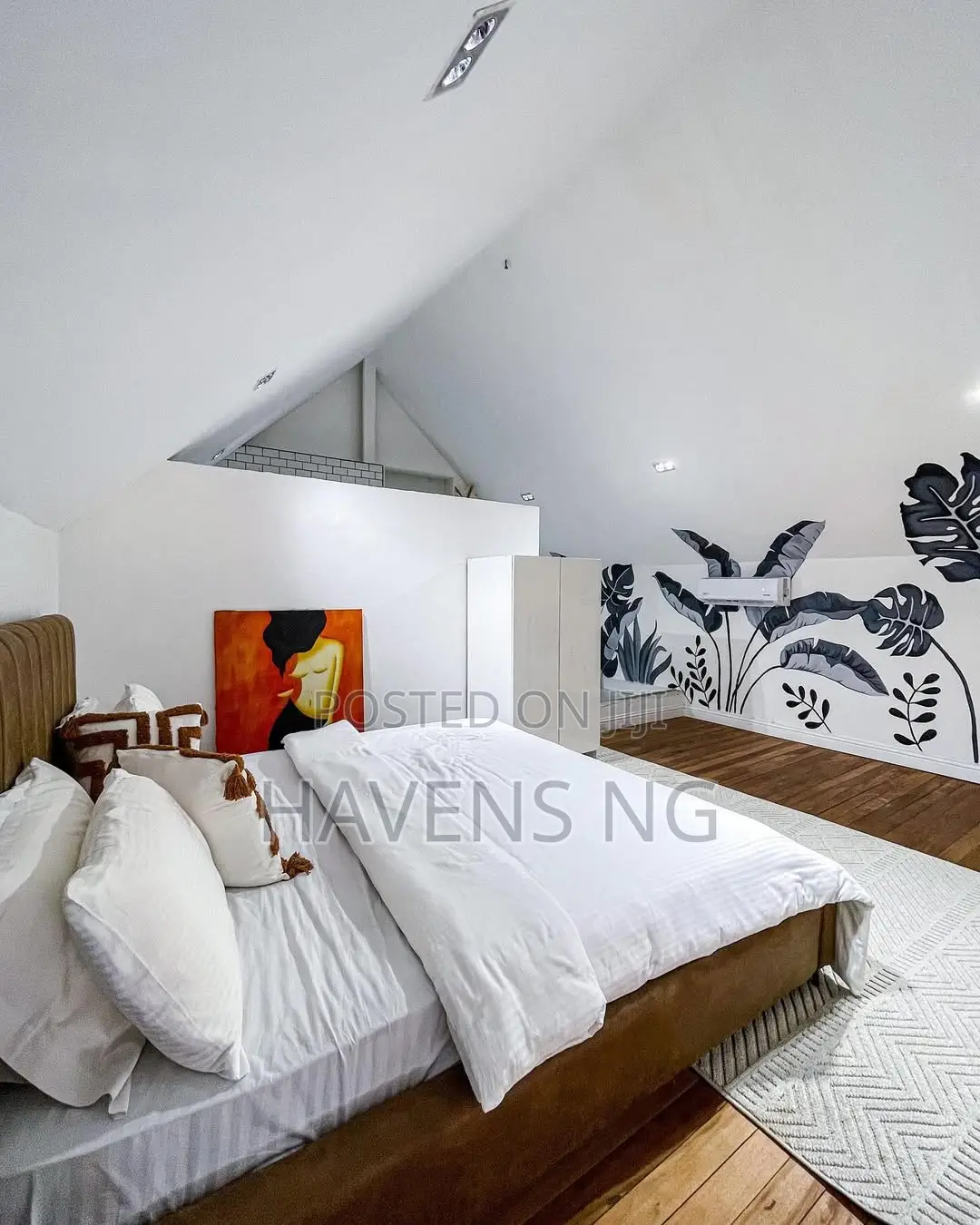 2 Bedroom Luxurious Detached Loft Unit. in Lekki Phase 1