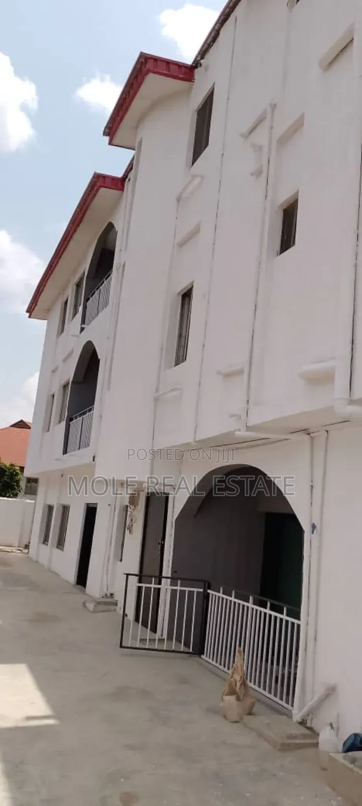 6bdrm Block of Flats in Ekoro Meiron Meiran for sale in Meiran