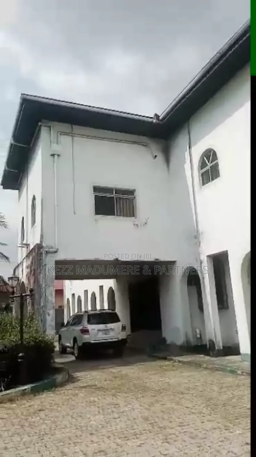 7bdrm Duplex in An Estate  At Trans for rent in Port-Harcourt