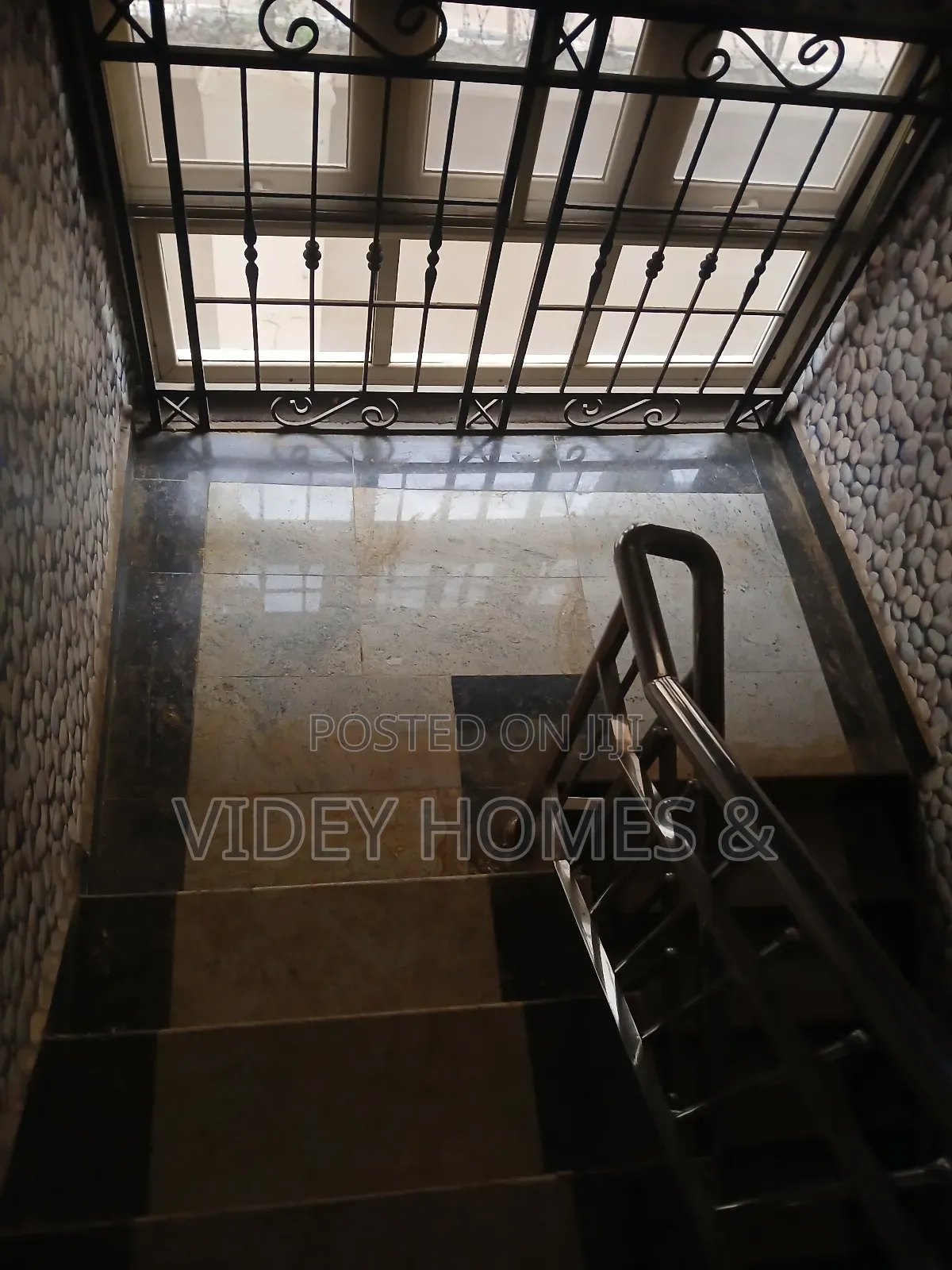 5bdrm Duplex in Ncdc Estate, Gaduwa for rent in Gaduwa