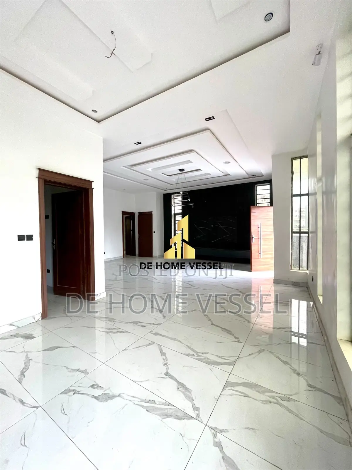 6bdrm Duplex in Ikate for sale in Ikate