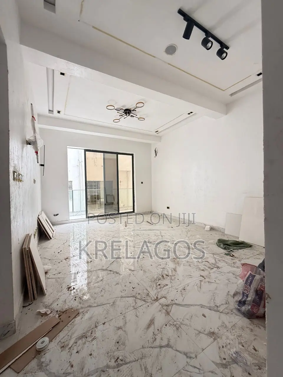 2bdrm Apartment in Lekki Phase 1 for sale in Lekki Phase 1