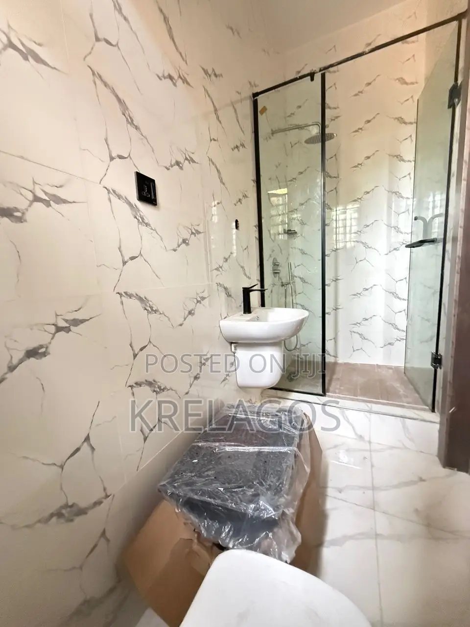 2bdrm Apartment in Lekki Phase 1 for sale in Lekki Phase 1