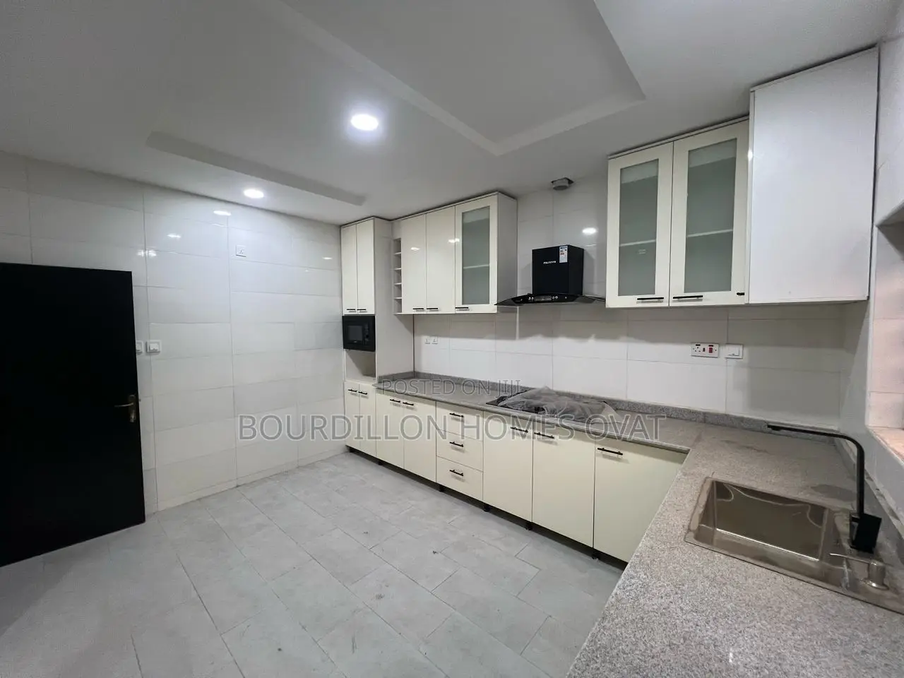 4bdrm Duplex in Lekki for sale in Lekki