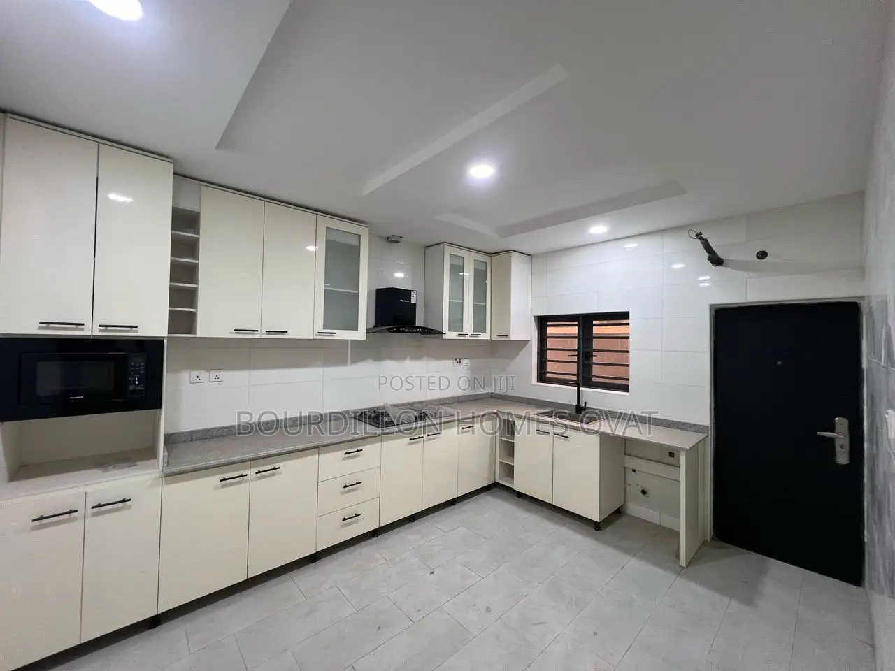 4bdrm Duplex in Lekki for sale in Lekki