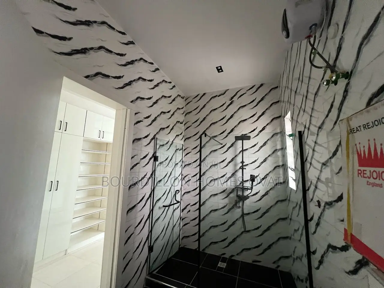5bdrm Duplex in Lekki for sale in Lekki