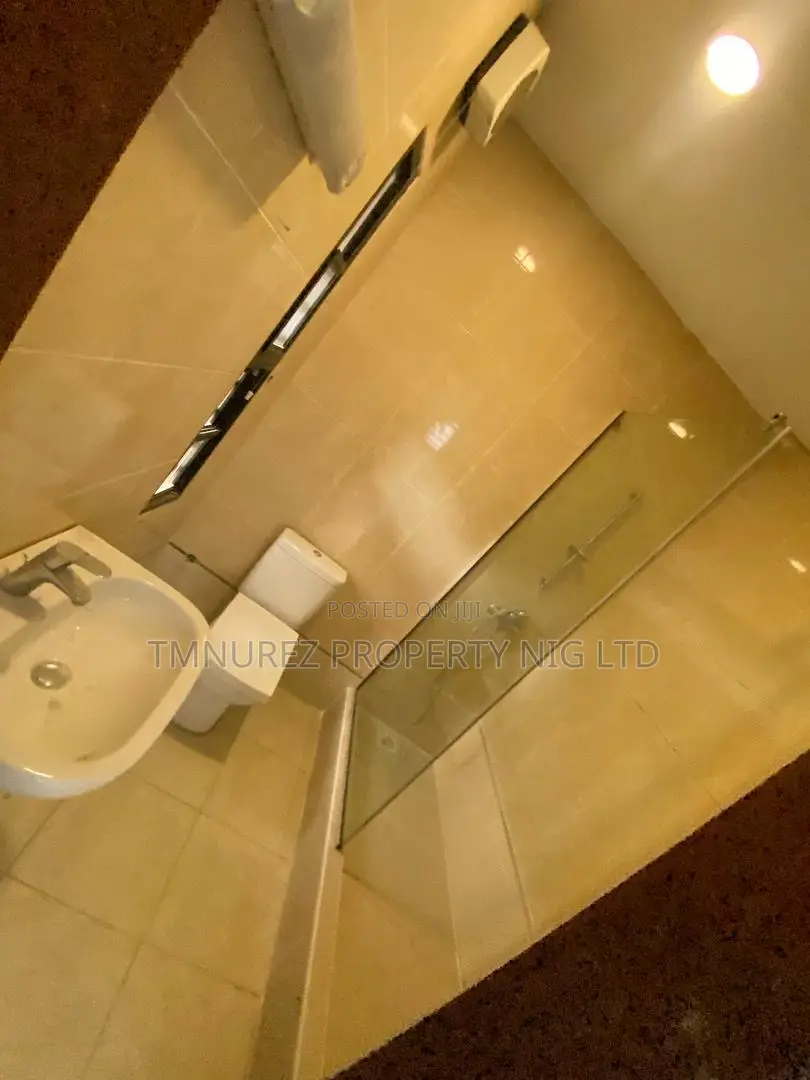 3bdrm Apartment in Lekki Phase1 for rent in Lekki Phase 1