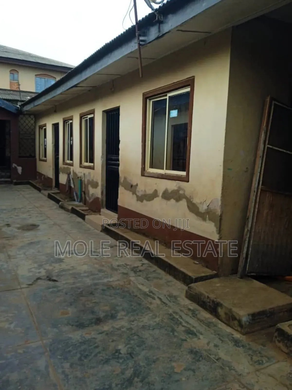 3bdrm Bungalow in Ekor Road Via Ile, Abule Egba for sale in Abule Egba