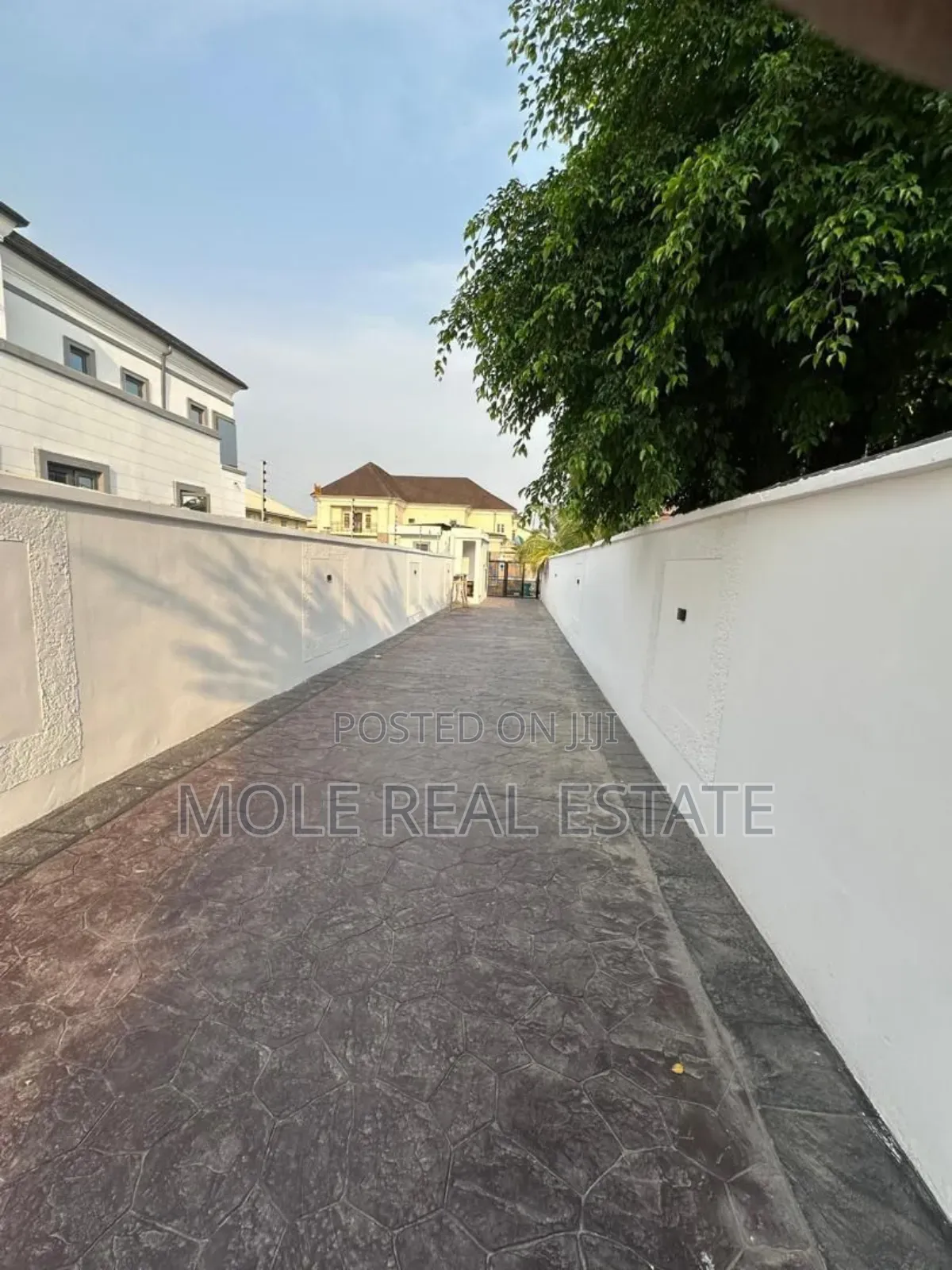 Furnished 5bdrm Duplex in Vgc Victoria Island for sale in Victoria Island