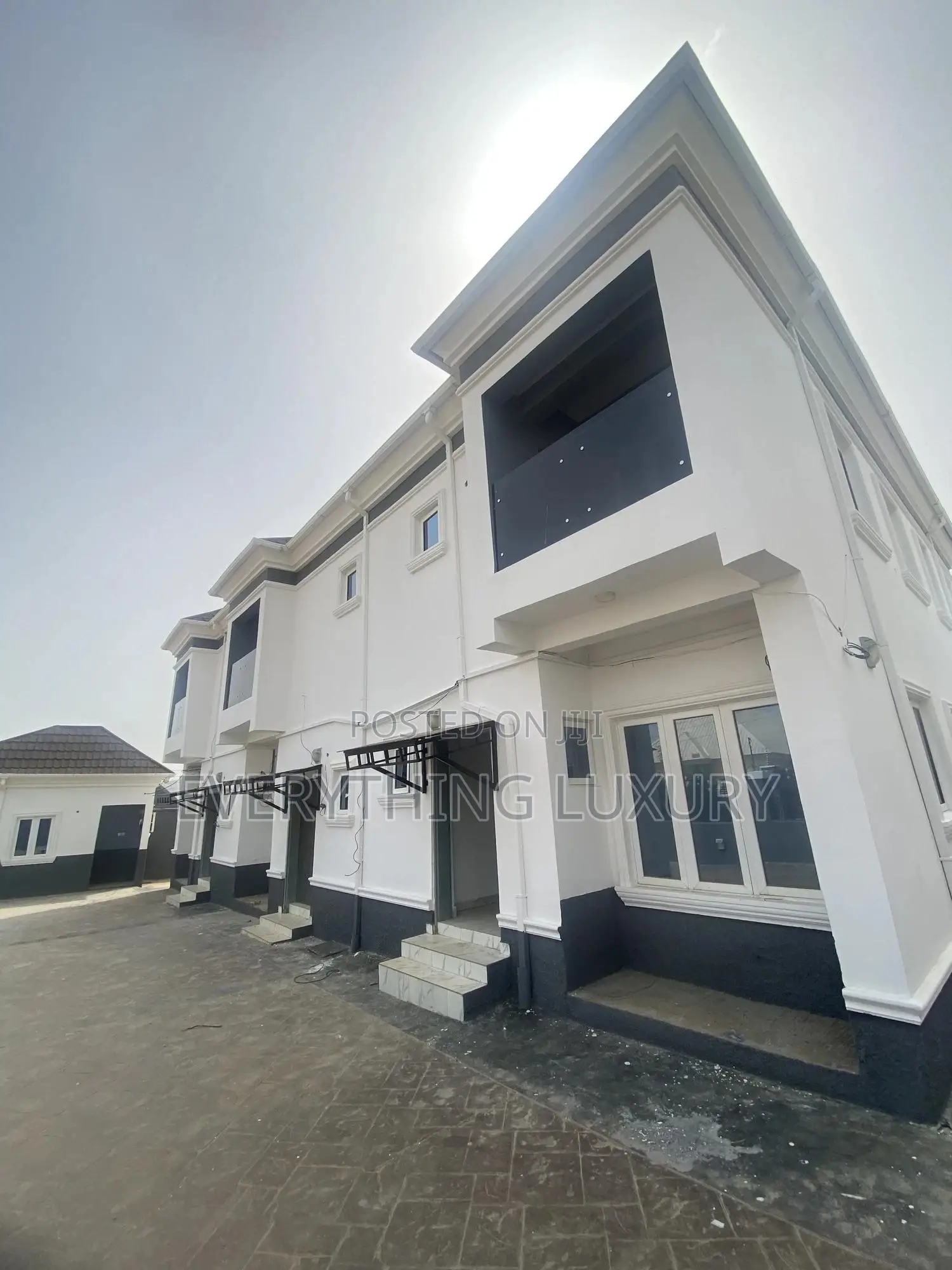 3bdrm Townhouse / Terrace in Ushafa for rent in Ushafa