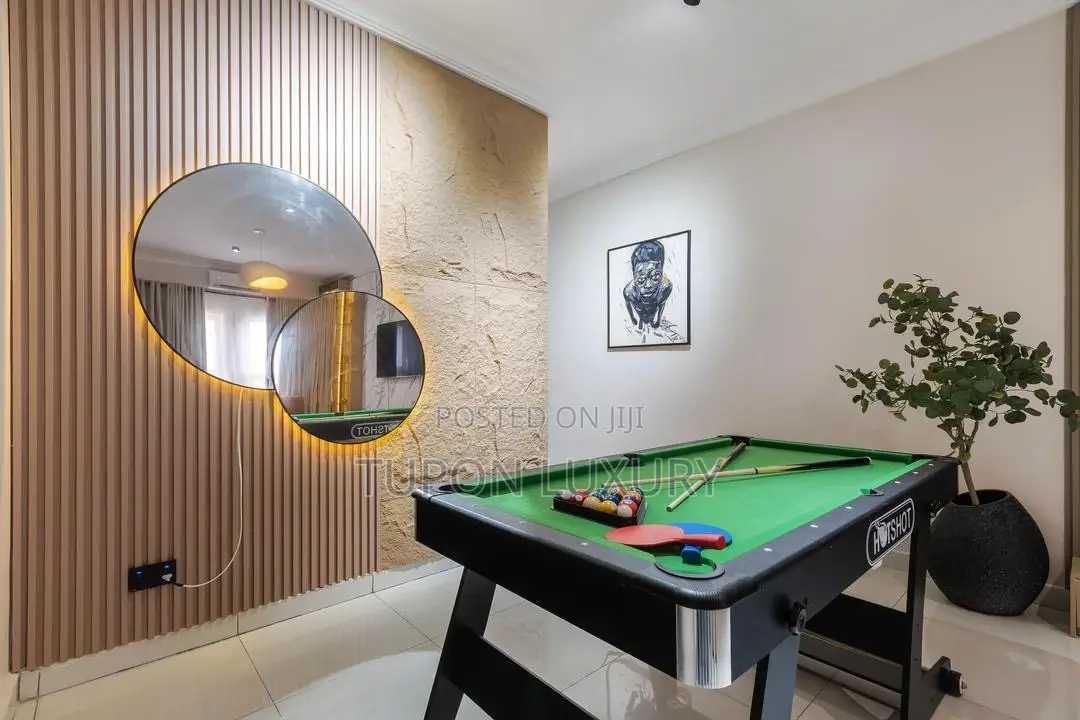 Tastefully Furnished 2bedroom With Snooker and Ps5 in Lekki Phase 1
