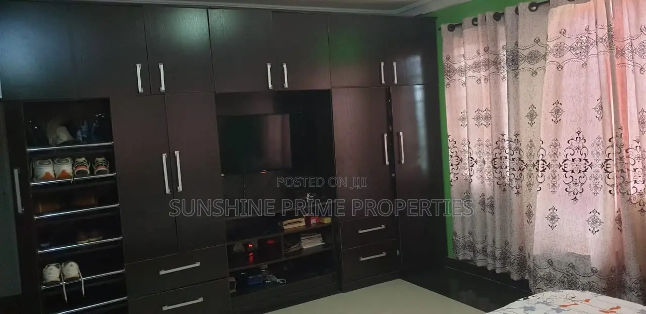 4bdrm Duplex in Ijapo Extension, Akure for sale in Akure