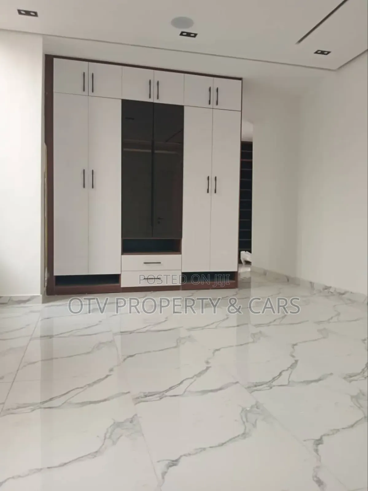 Furnished 5bdrm Duplex in Lekki for sale in Lekki