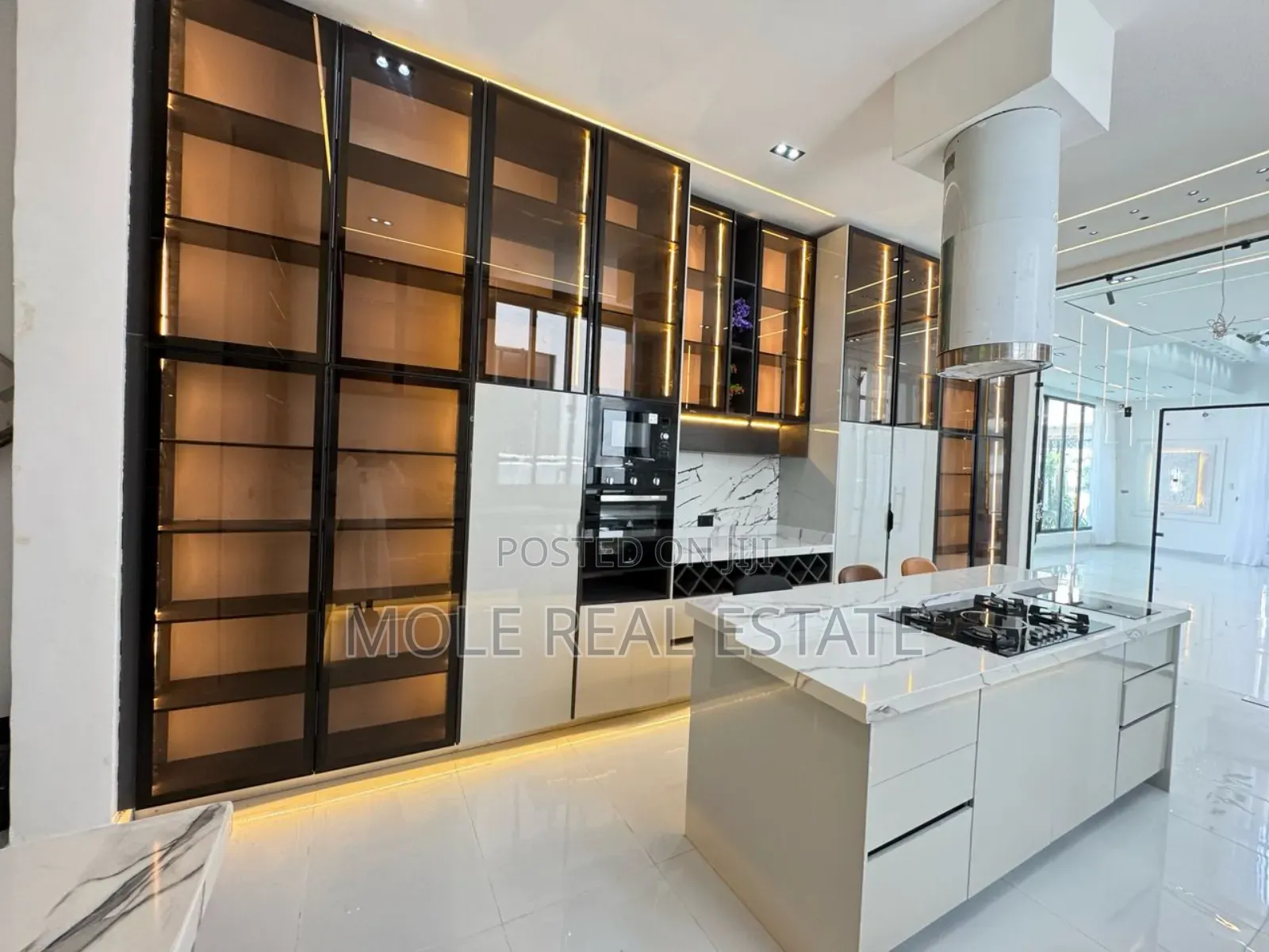 Furnished 4bdrm Duplex in Ajah Leki for sale in Ajah