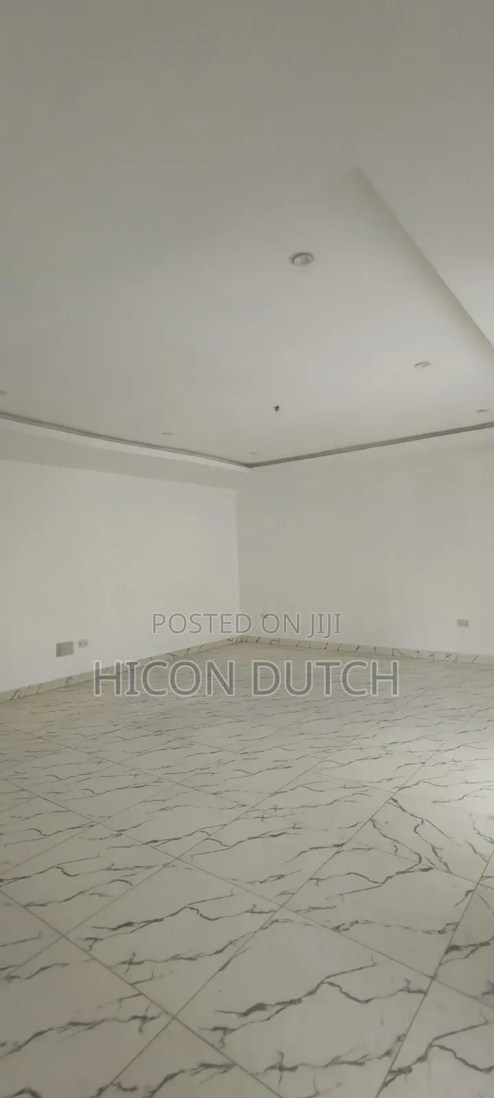 3bdrm Block of Flats in Wuye. for rent in Wuye