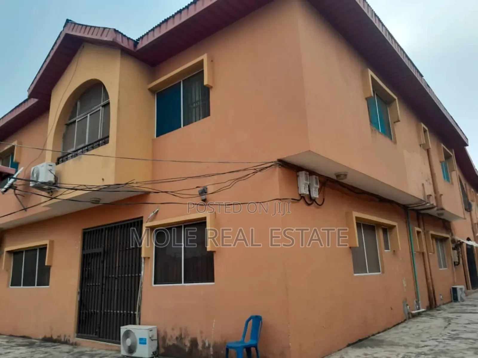 4bdrm Block of Flats in Gowon Estate Egbeda, Akowonjo for sale in Akowonjo