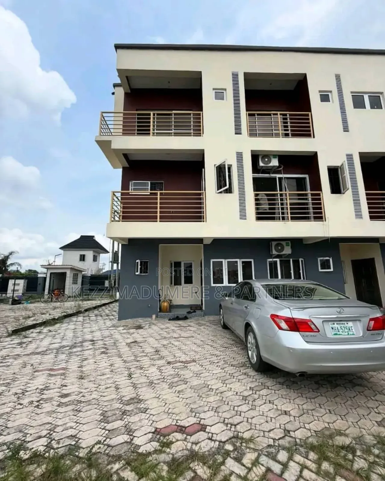4bdrm Duplex in Shell Cooperative, Port-Harcourt for sale in Port-Harcourt