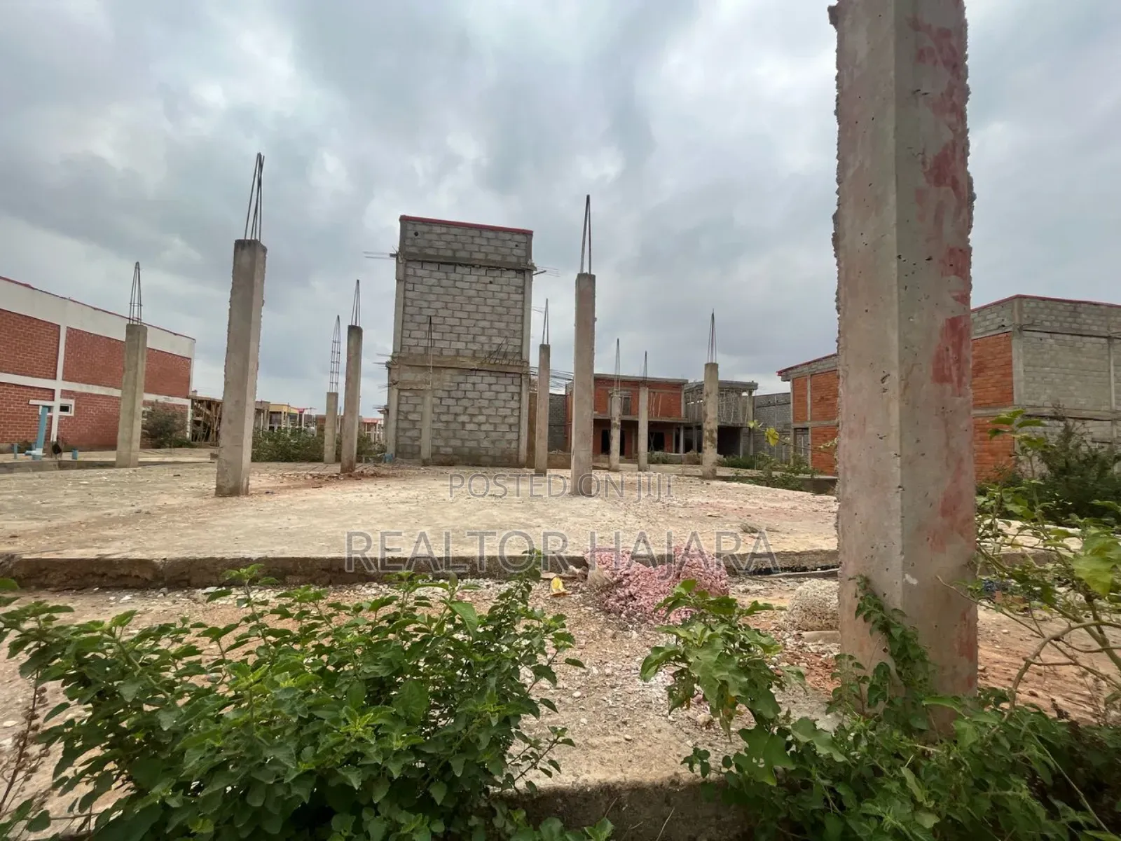 Warehouse Plot for Sale at Building Material Market Kubwa in Kubwa