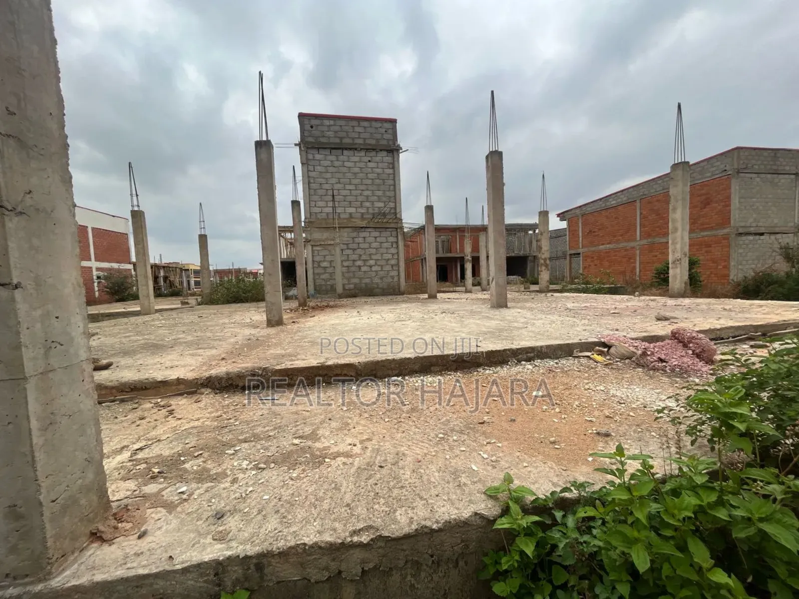 Warehouse Plot for Sale at Building Material Market Kubwa in Kubwa