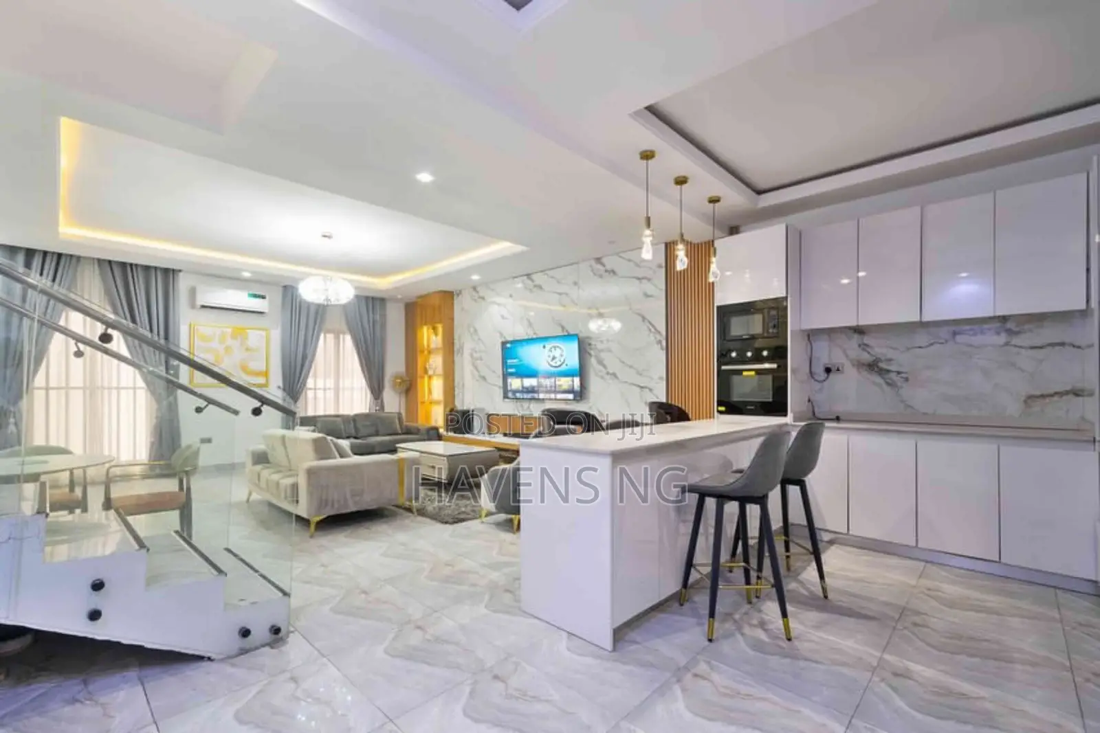 Luxury 3-Bedroom Maisonette With Snooker Board. in Lekki Phase 1