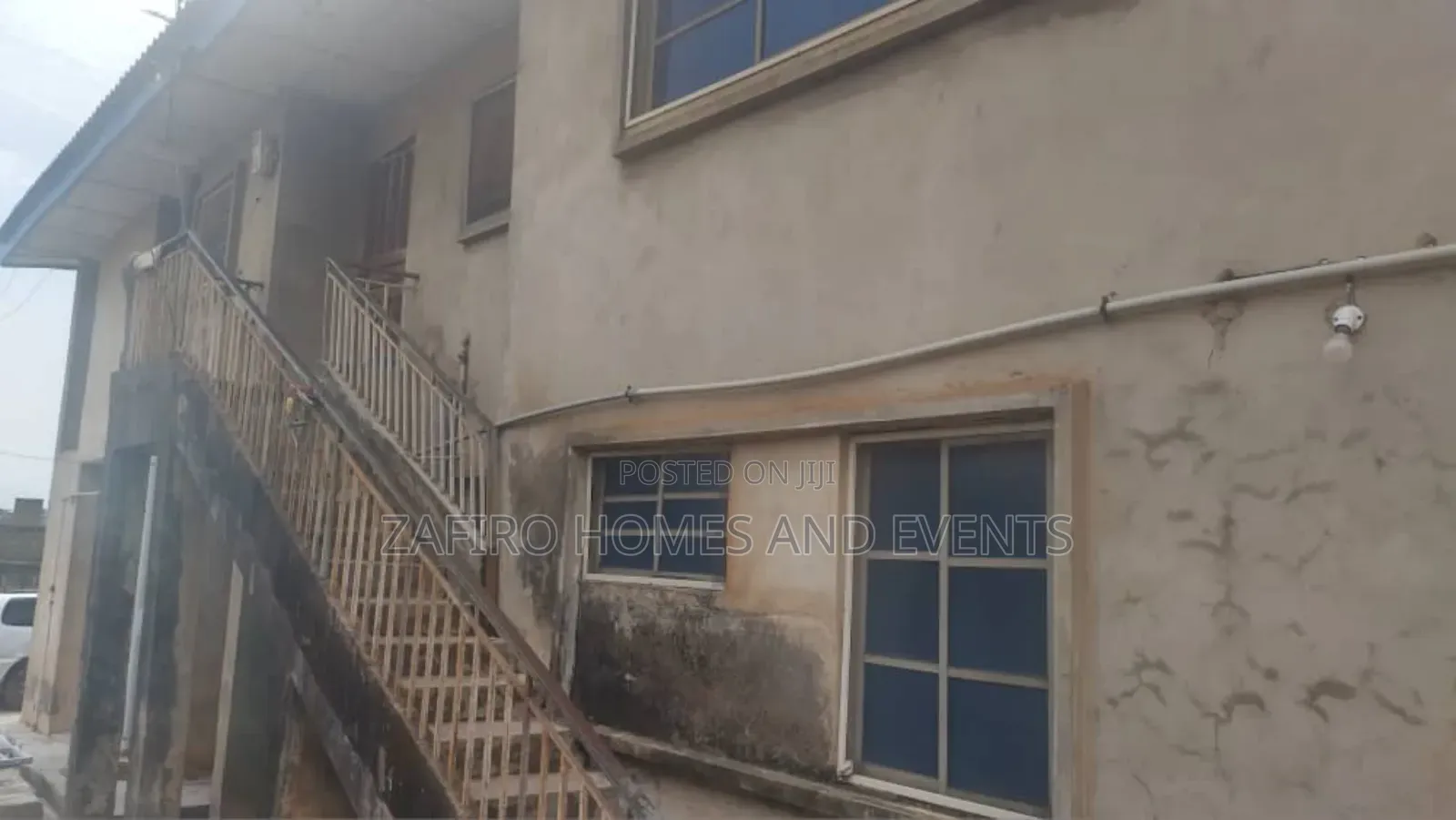 7bdrm Block of Flats in No7, Adeoya, Iyana, Ibadan for sale in Ibadan