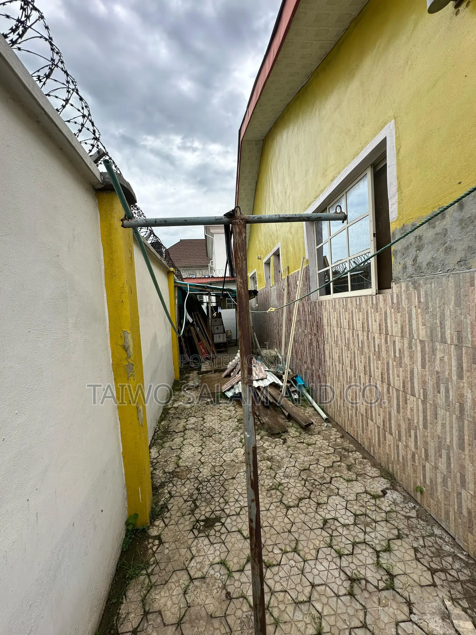 4bdrm Bungalow in Akala Express for sale in Akala Express