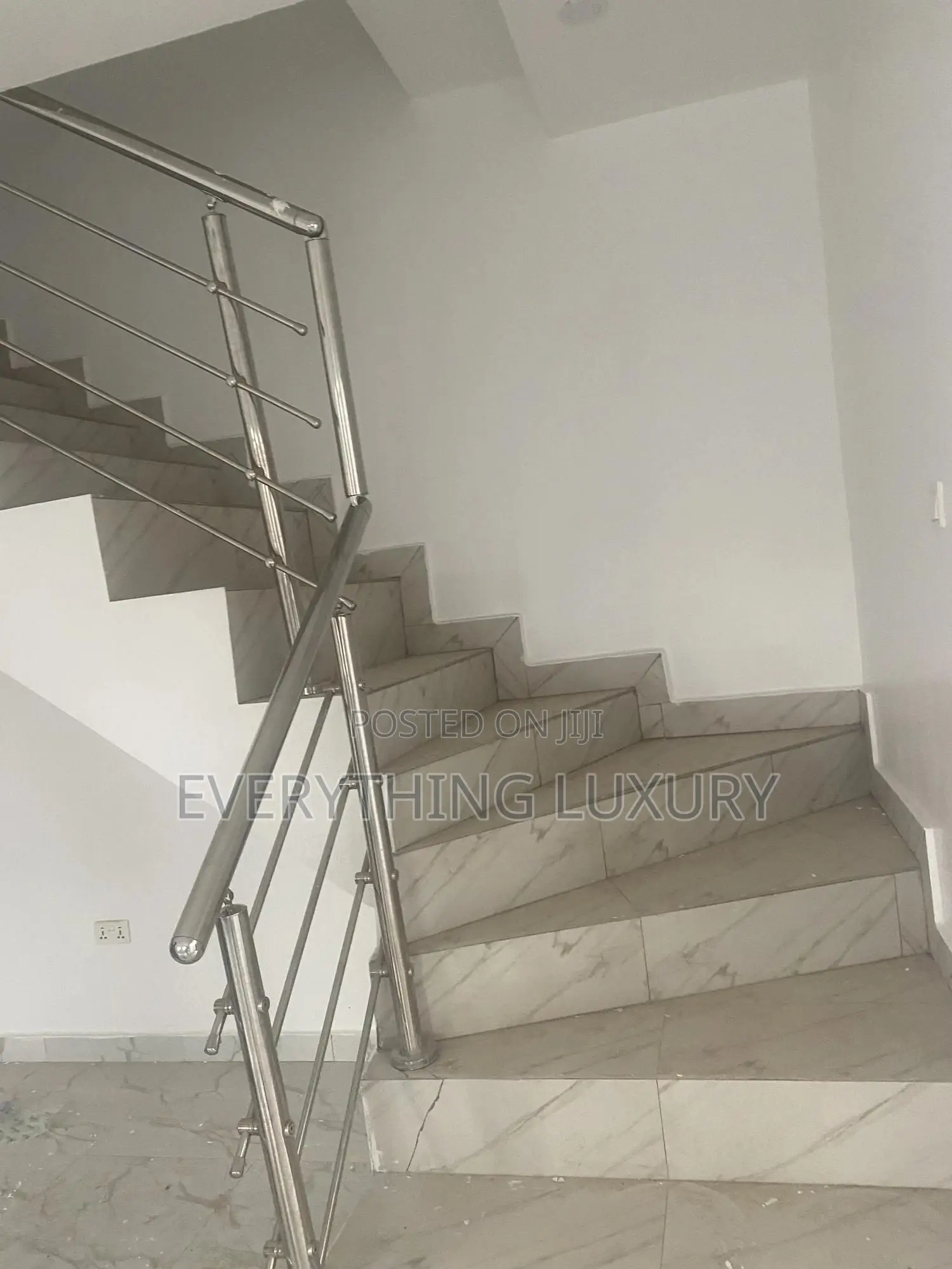 3bdrm Townhouse / Terrace in Ushafa for rent in Ushafa