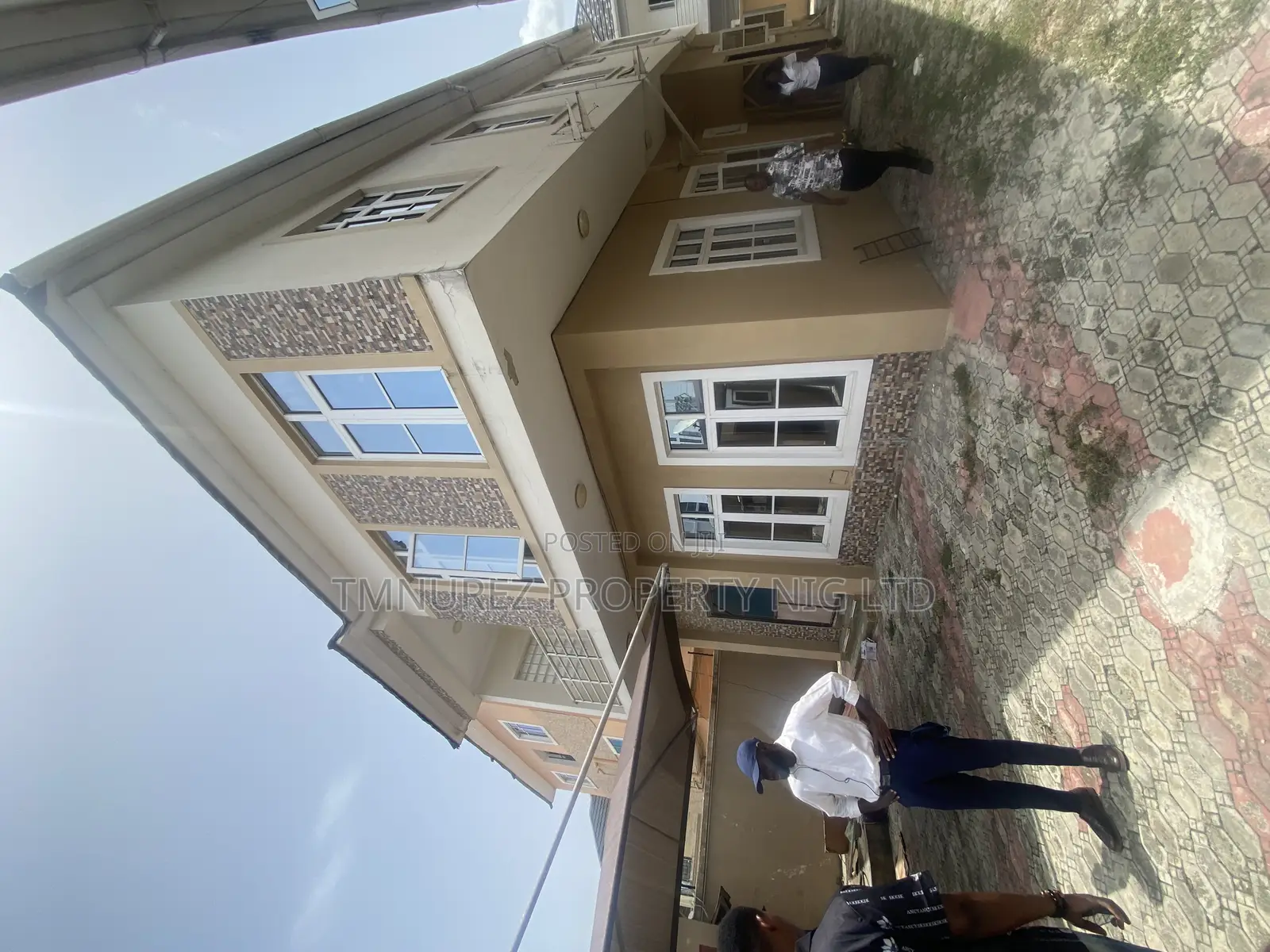5bdrm Duplex in Chevron, Lekki for rent in Lekki