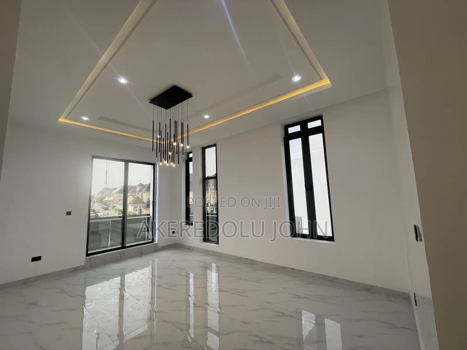 5bdrm Duplex in Apo Resettlement for sale in Apo Resettlement