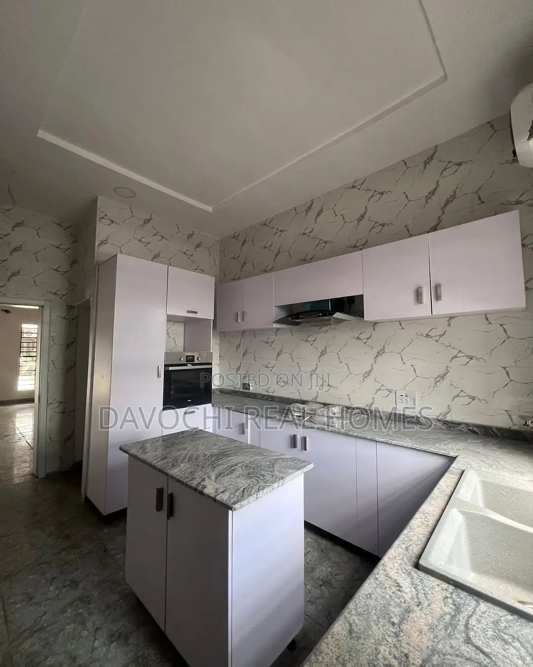 4bdrm Duplex in Ikota, Gra for rent in Ikota