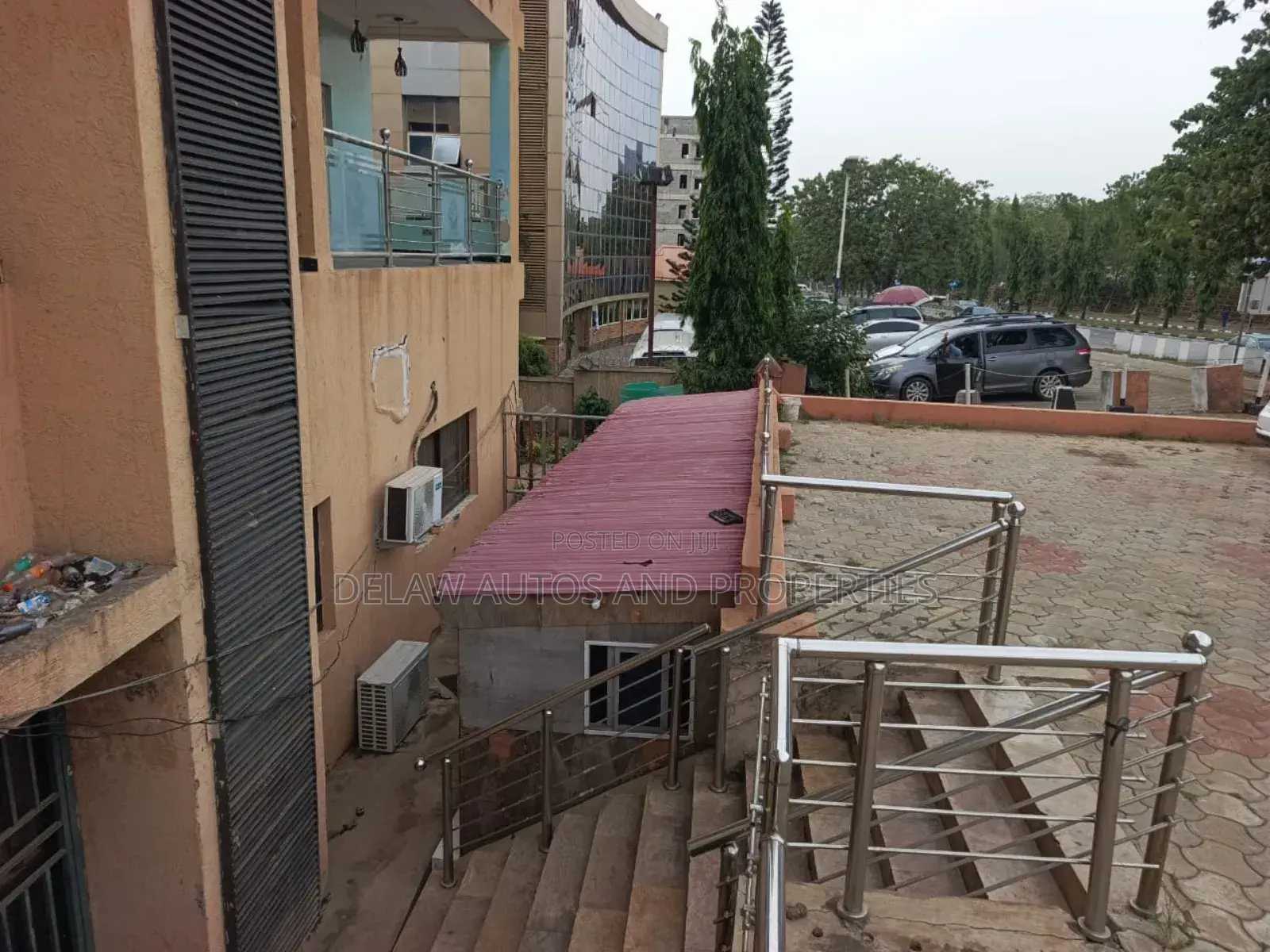 Car Stand for Partial Partnership in Aya Asokoro in Asokoro