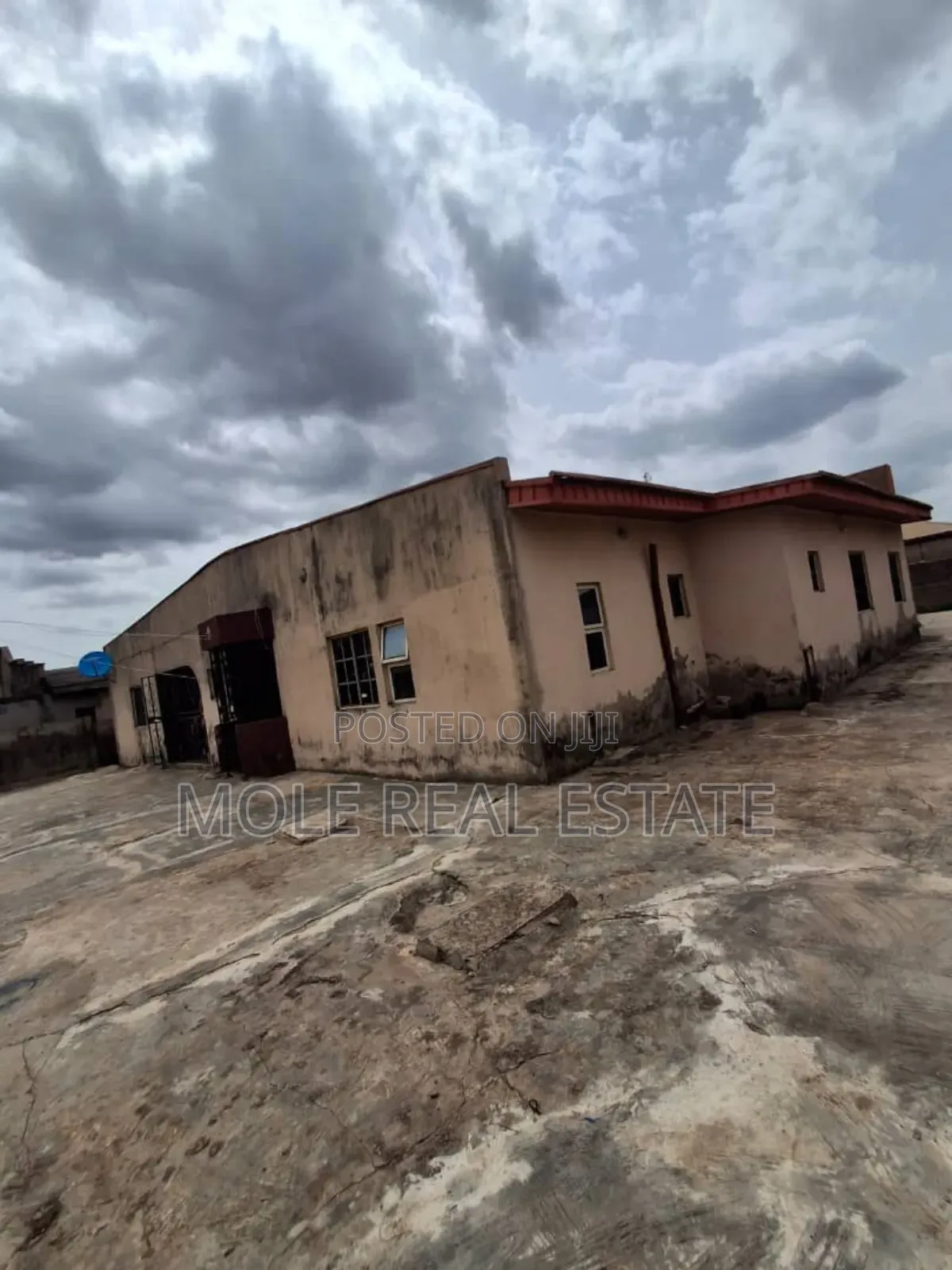 5bdrm Bungalow in Joke Ayo, Abule Egba for sale in Abule Egba