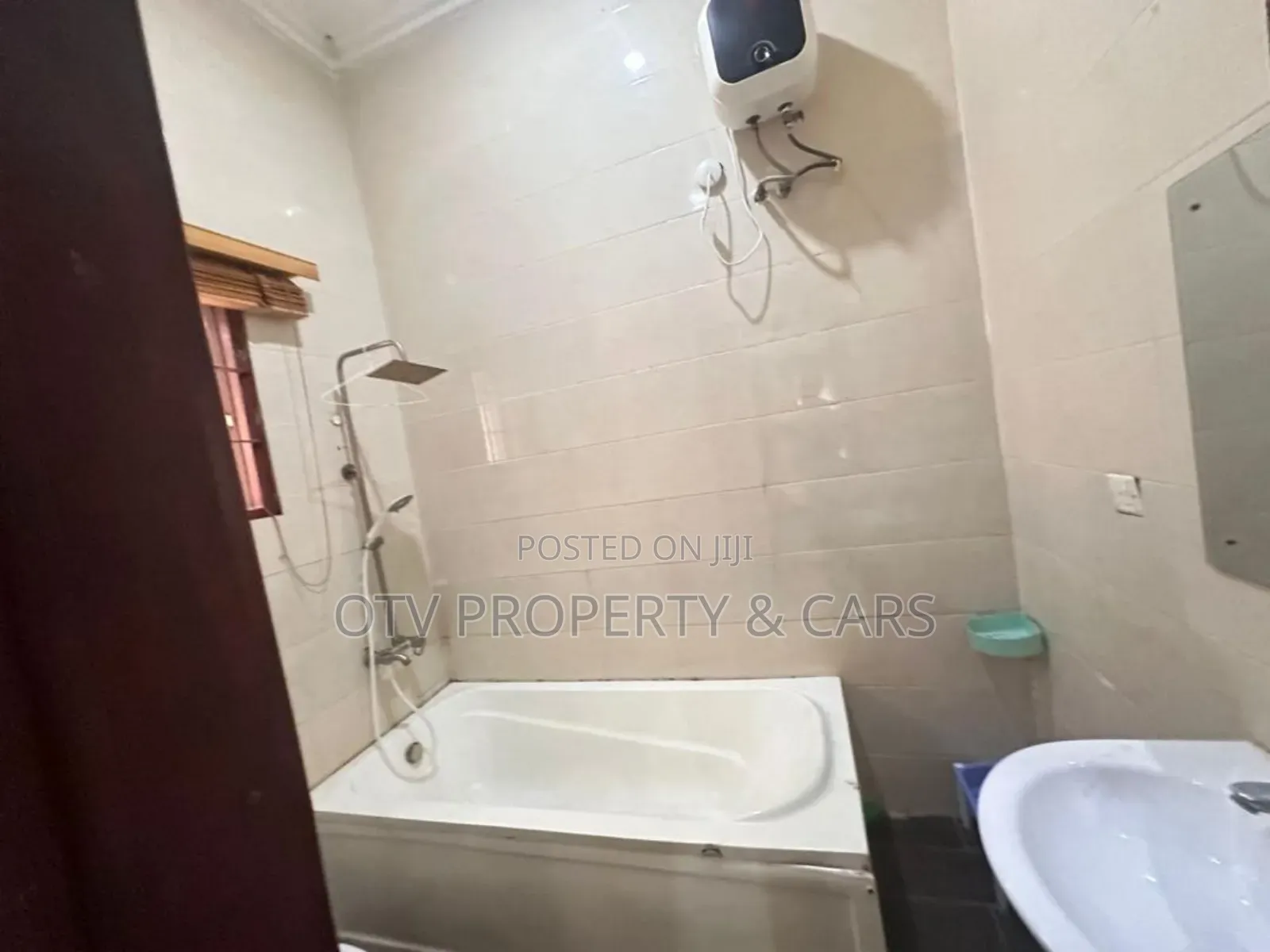 Furnished 3bdrm Townhouse/Terrace in Lekki for sale in Lekki