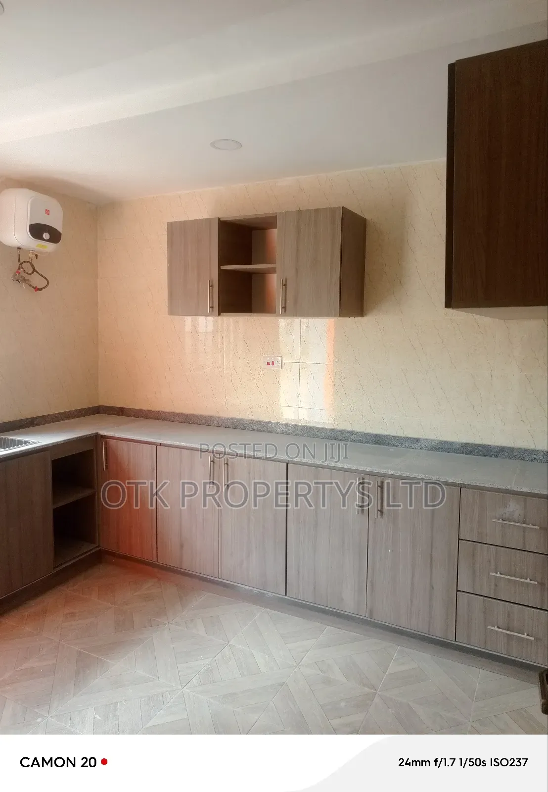 2bdrm Block of Flats in Military Pension, Kubwa for rent in Kubwa