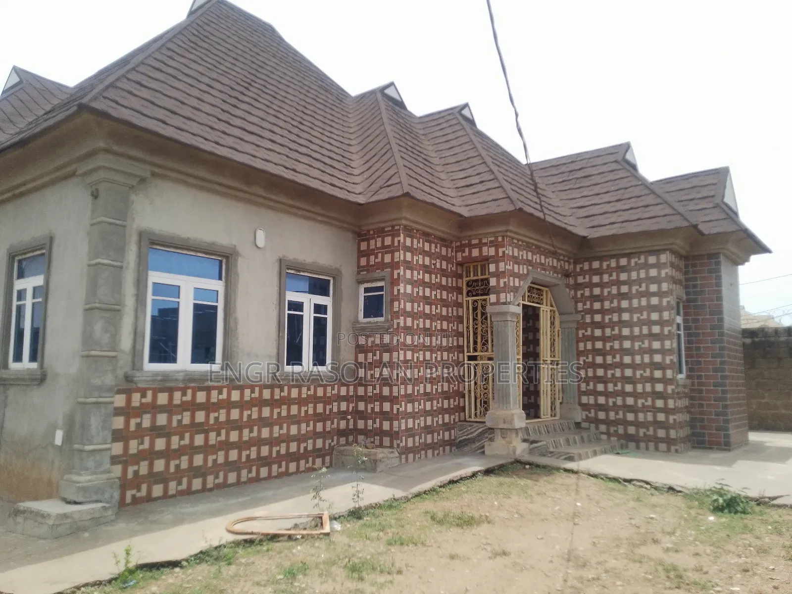 Furnished 3bdrm Bungalow in Ebunlomo Hotel Area, Asa for sale in Asa
