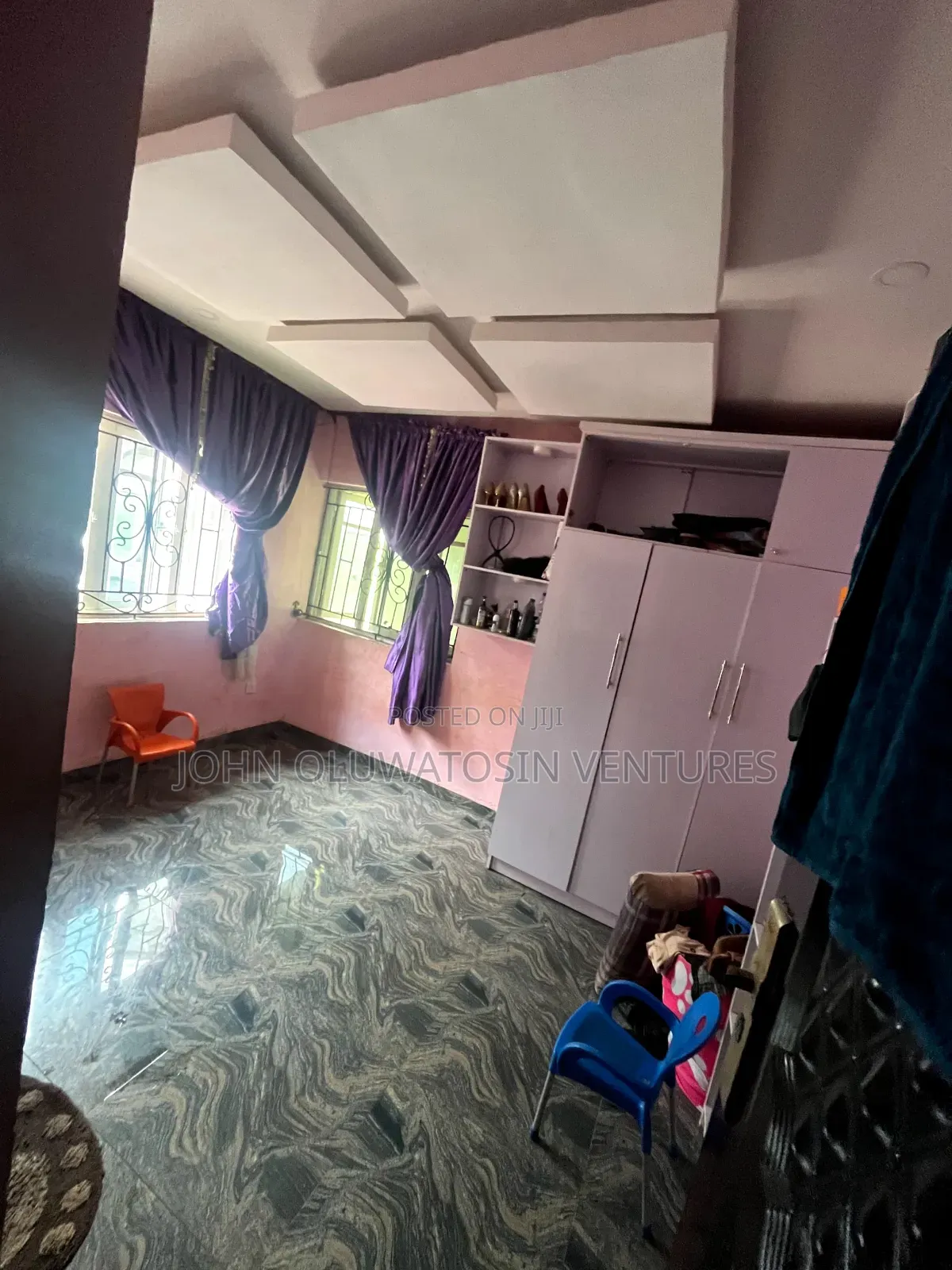 3bdrm Bungalow in Olodo Garage, Iwo Road for rent in Iwo Road
