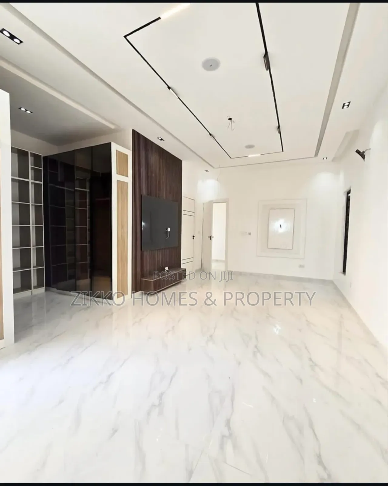 5bdrm Duplex in Chevron, Lekki for sale in Lekki