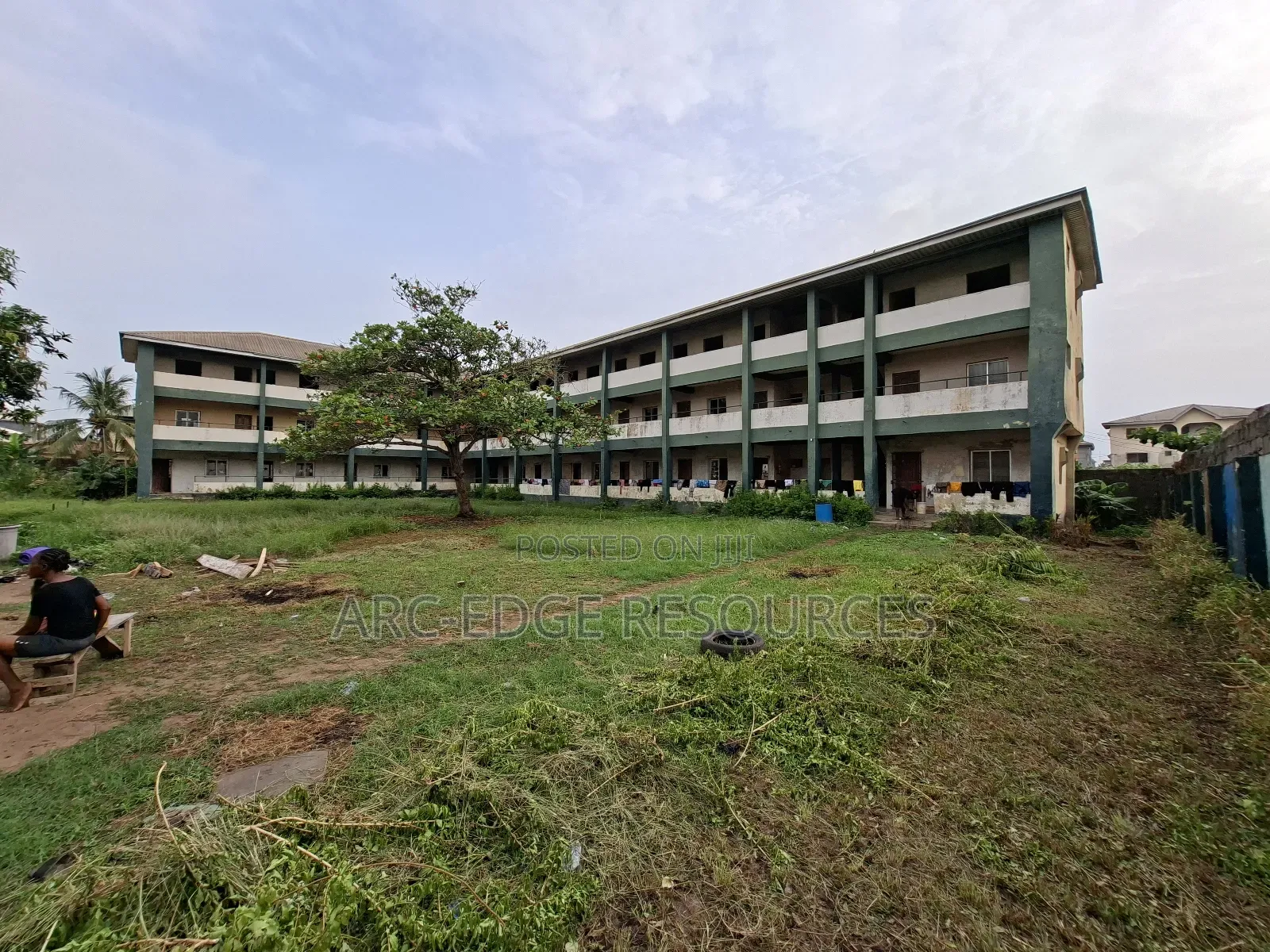 School With 36classroom on 31⁄2plot With GVMT Approvals in Ago Palace