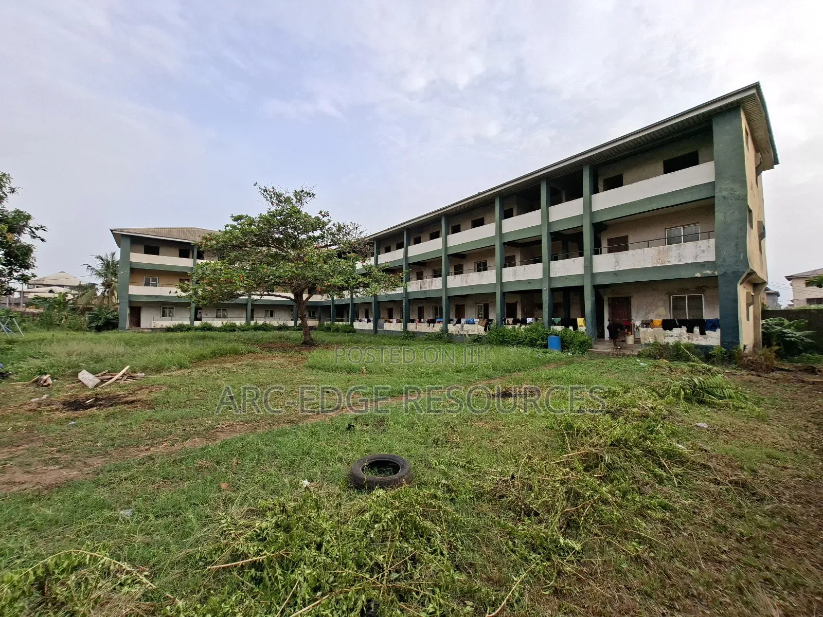 School With 36classroom on 31⁄2plot With GVMT Approvals in Ago Palace