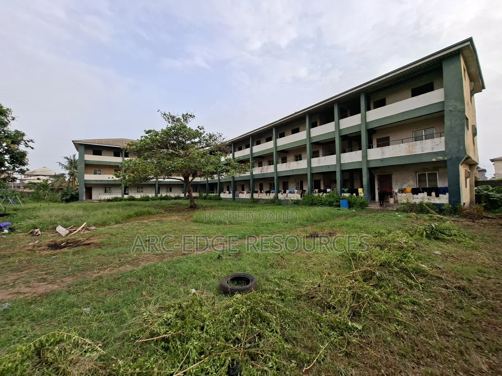 School With 36classroom on 31⁄2plot With GVMT Approvals in Ago Palace