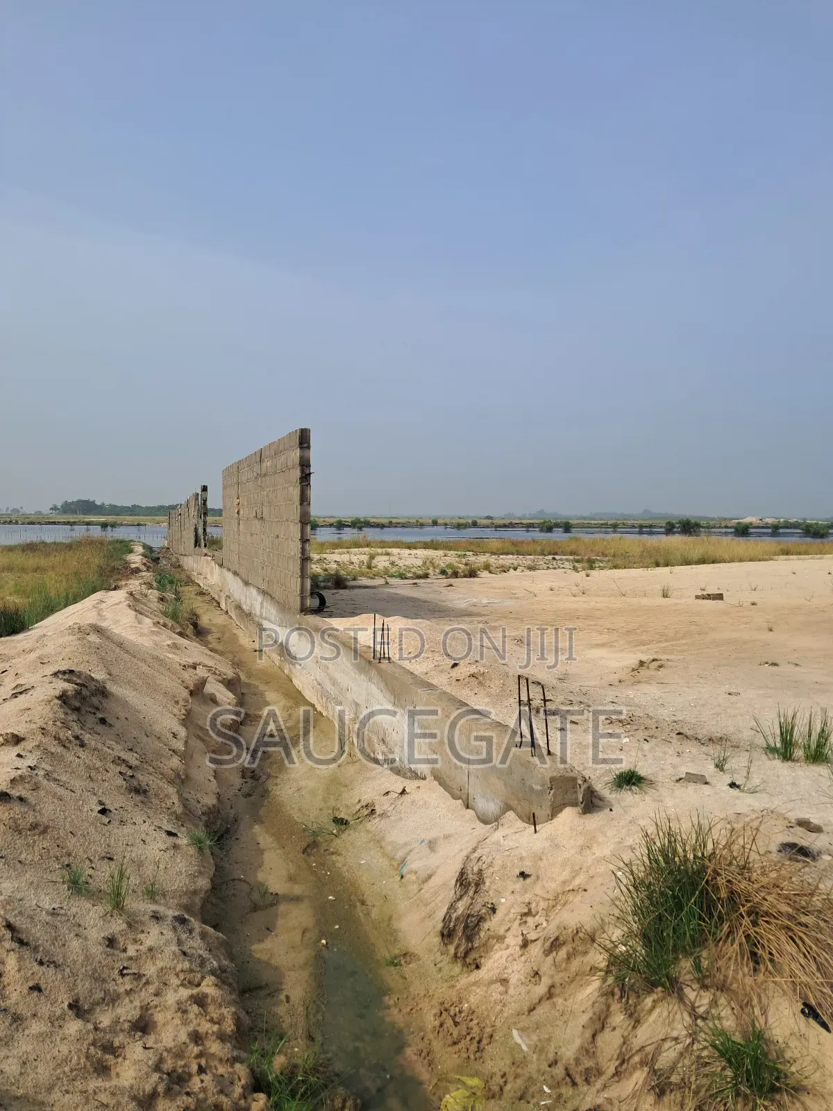 Dry Land for Sale Global C of O in Satellite Town