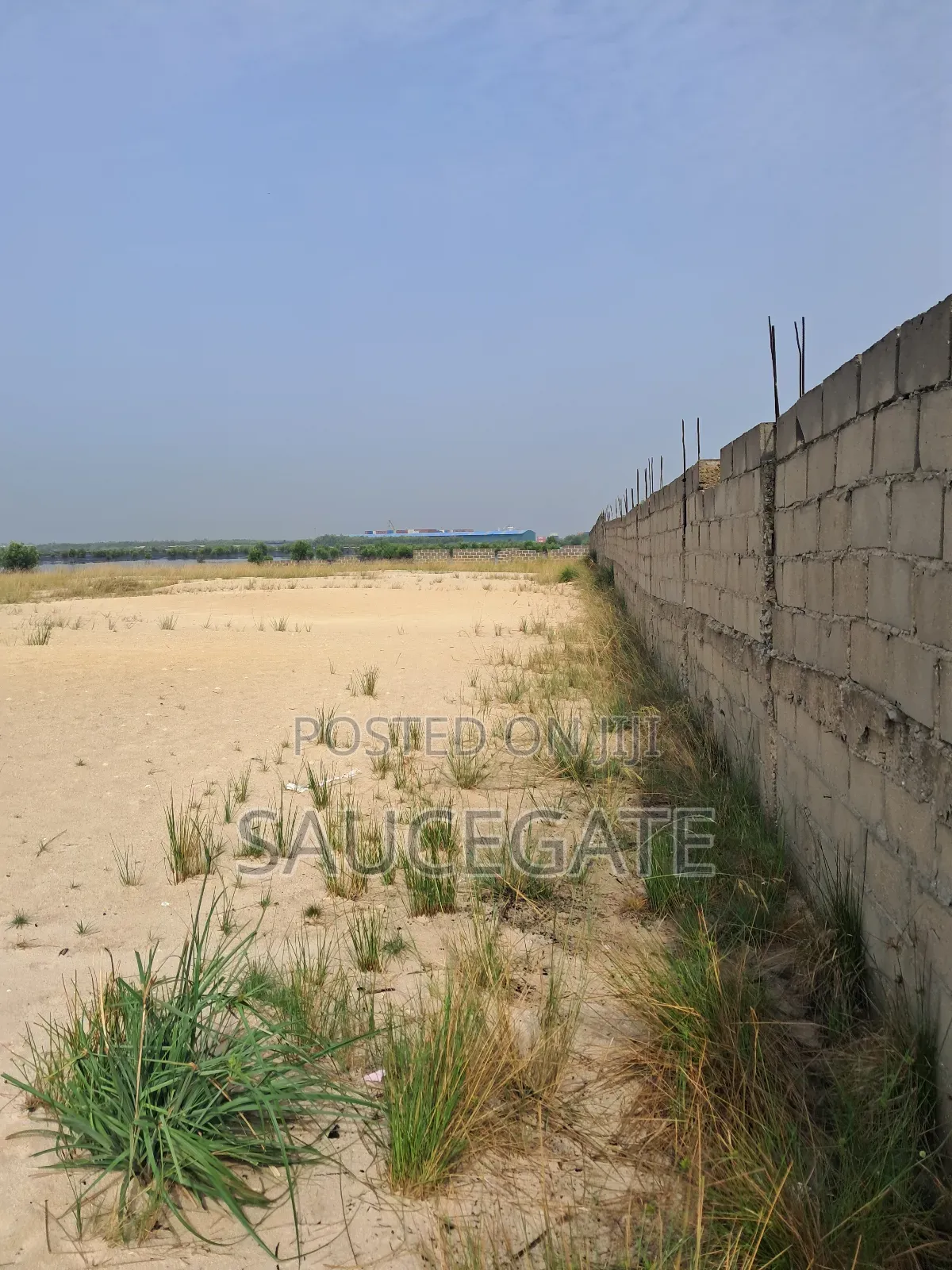 Dry Land for Sale Global C of O in Satellite Town