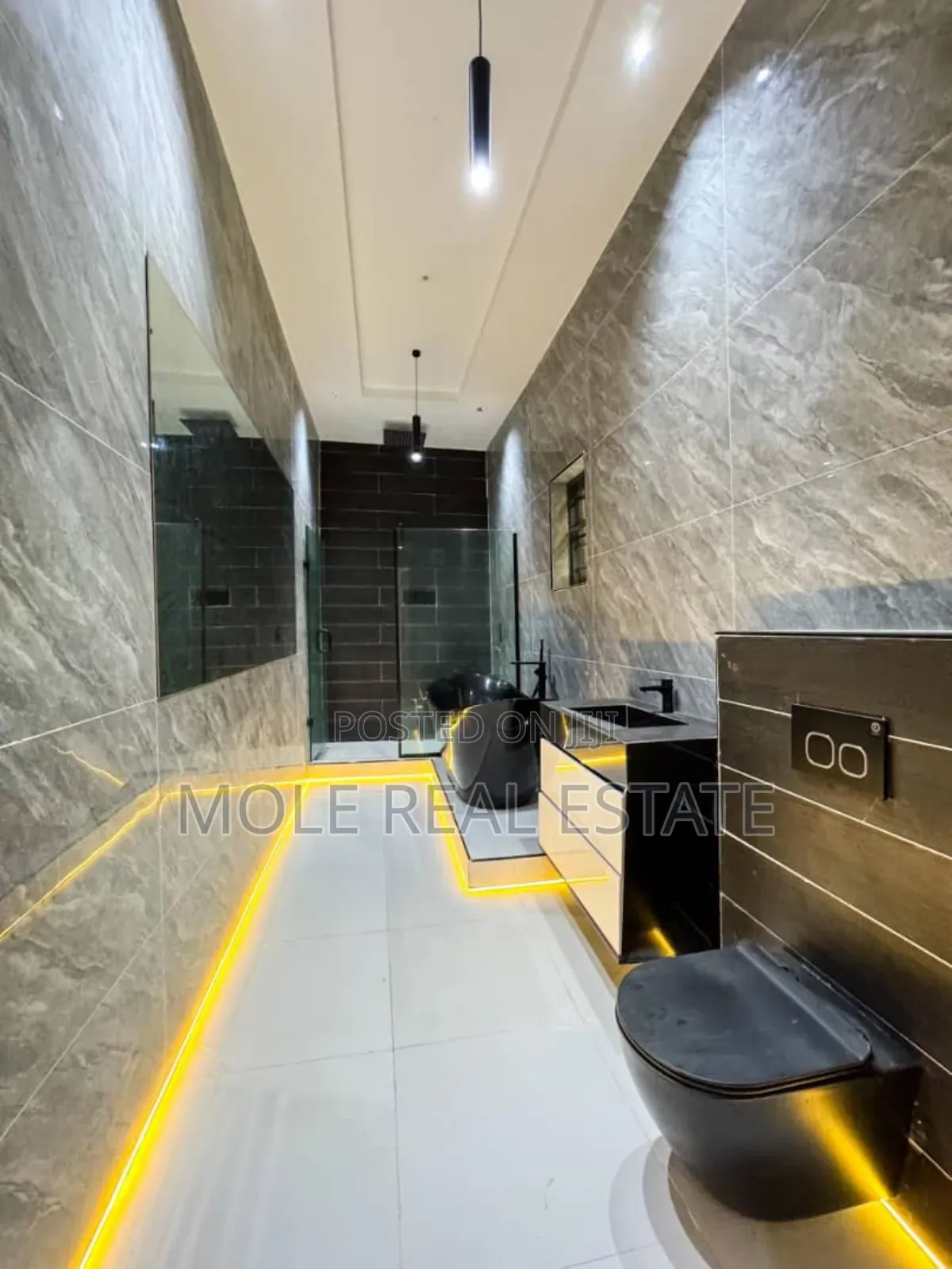 Furnished 5bdrm Duplex in Caption Cuort Leki, Lekki for sale in Lekki