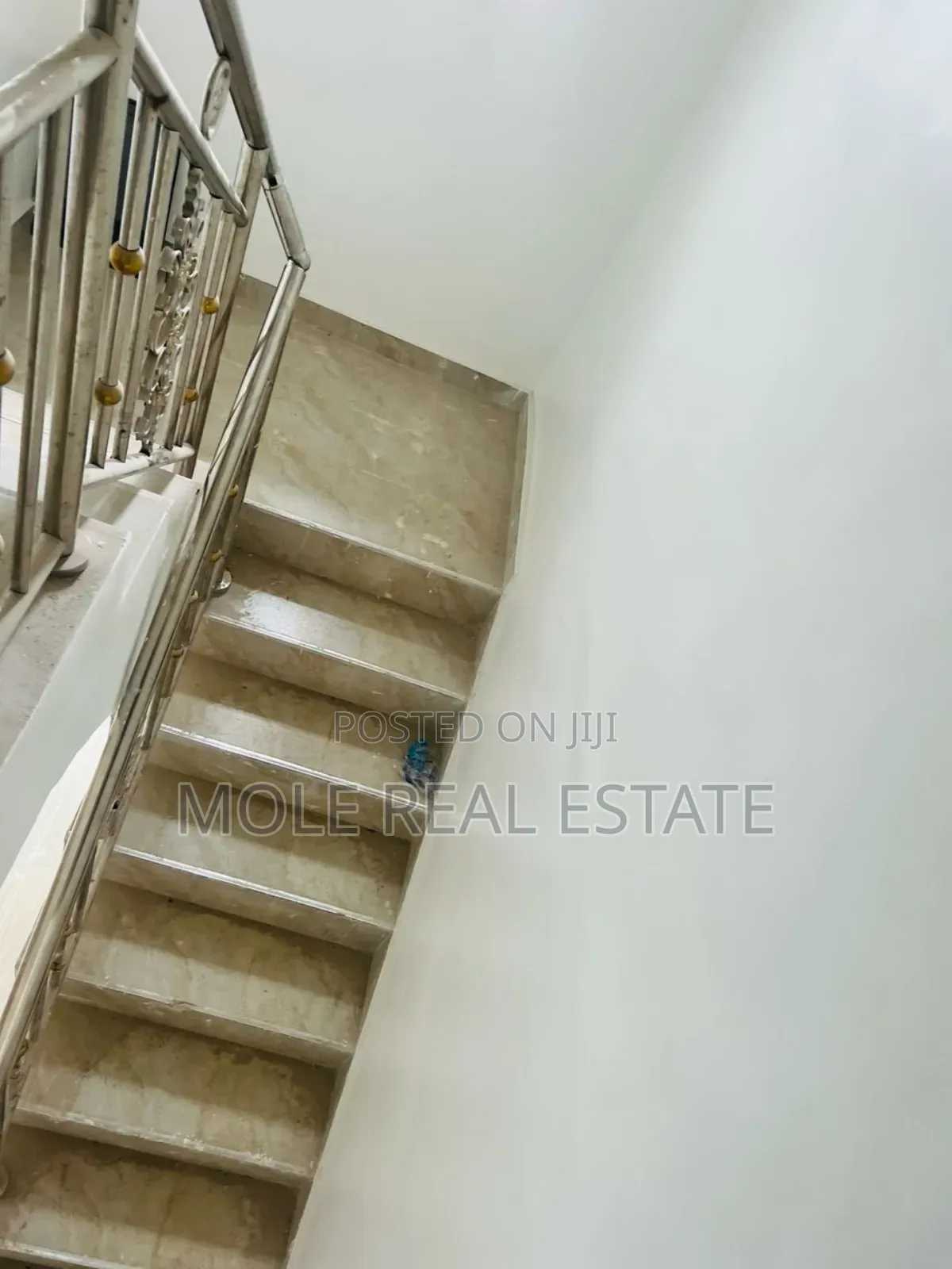 3bdrm Block of Flats in Ojo Alaba for sale in Ojo