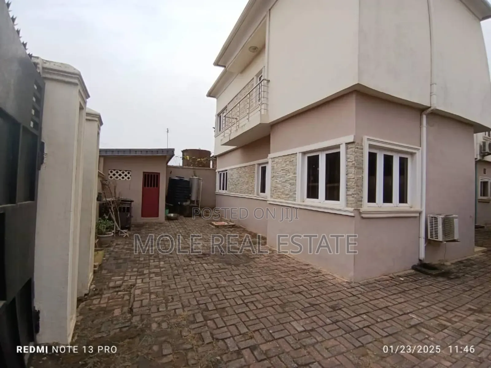 6bdrm Duplex in Ipaja for sale in Ipaja