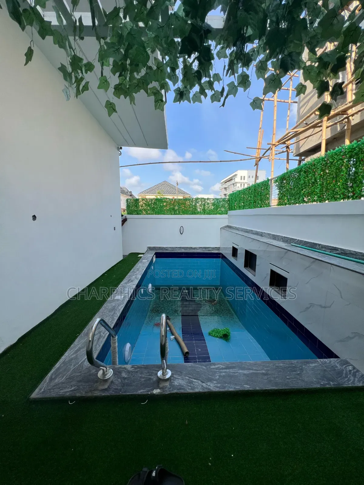 5bdrm Duplex in Ajah for sale in Ajah