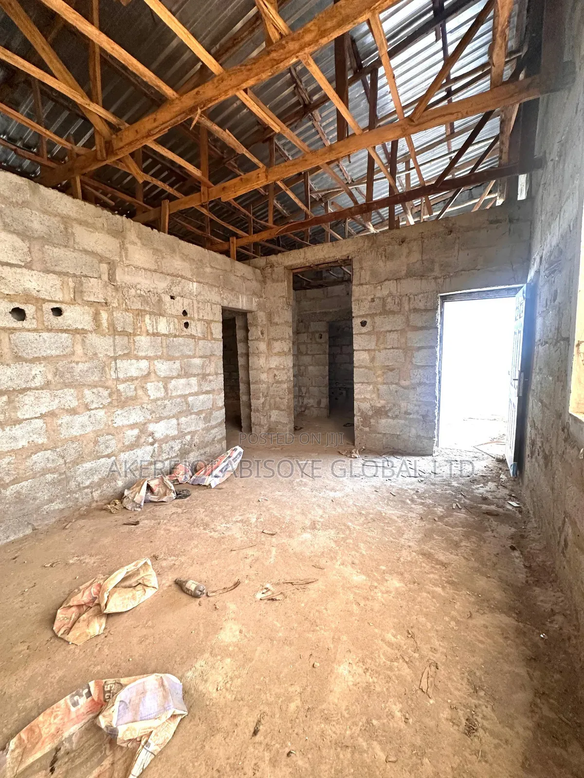 4bdrm Townhouse/Terrace in Lifecamp for sale in Life Camp