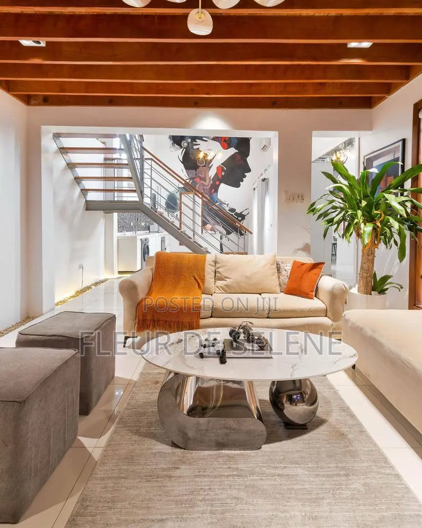 2 Bedroom Loft Maisonette Airbnb in Lekki Phase 1