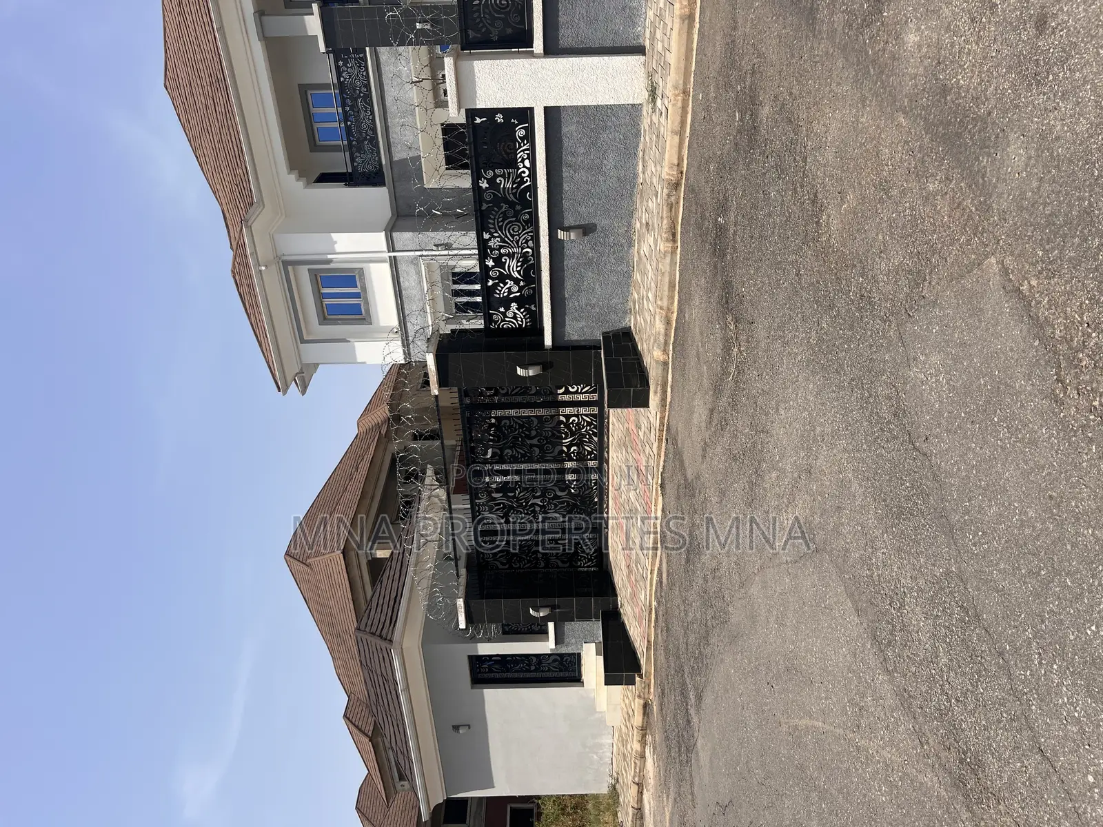4bdrm Duplex in Kings Park Estate, Lugbe District for sale in Lugbe District