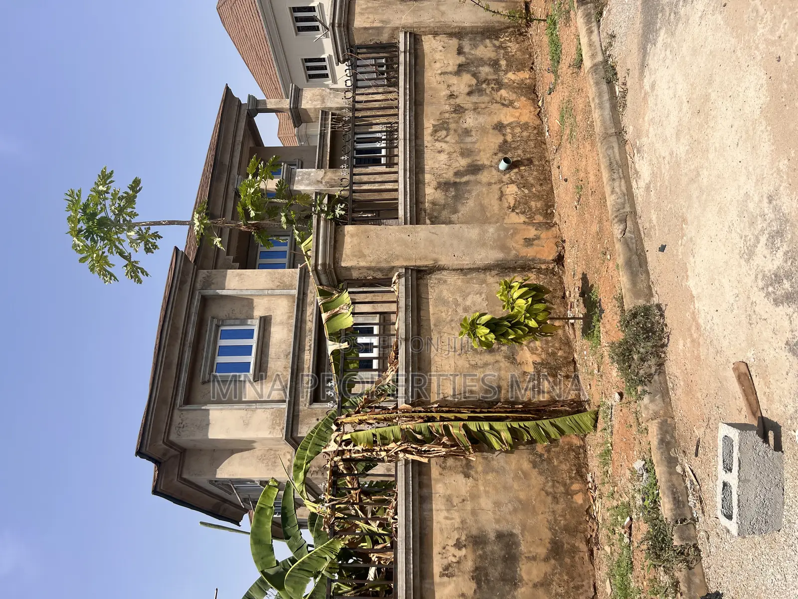 5bdrm Duplex in Kings Park Estate, Lugbe District for sale in Lugbe District